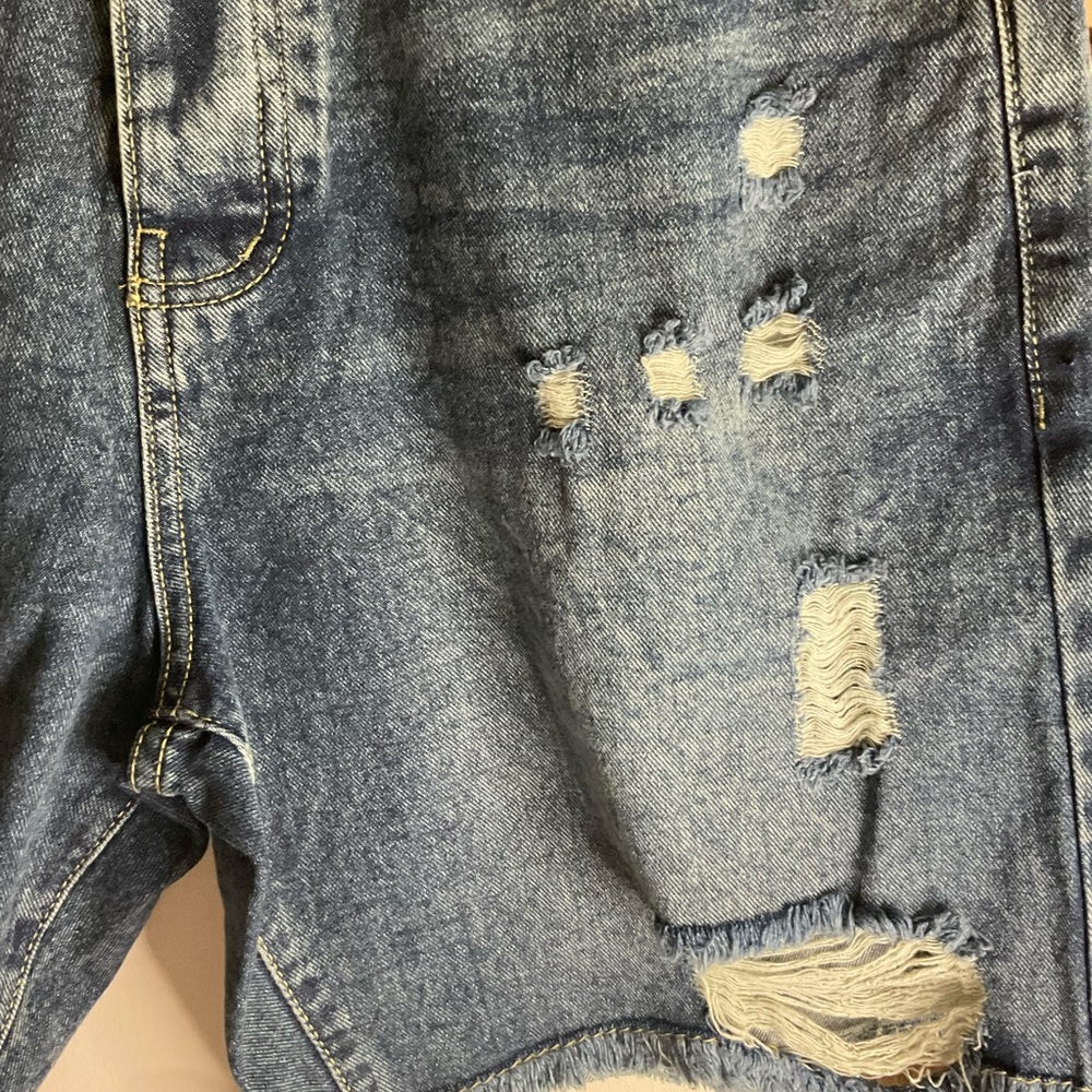 Boohoo Man Relaxed Fit Rigid Multi Rip Denim Shorts - Picture 6 of 15